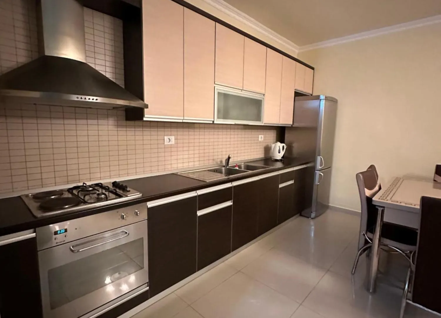 Blue Symphony Apartment Vlorë アルバニア