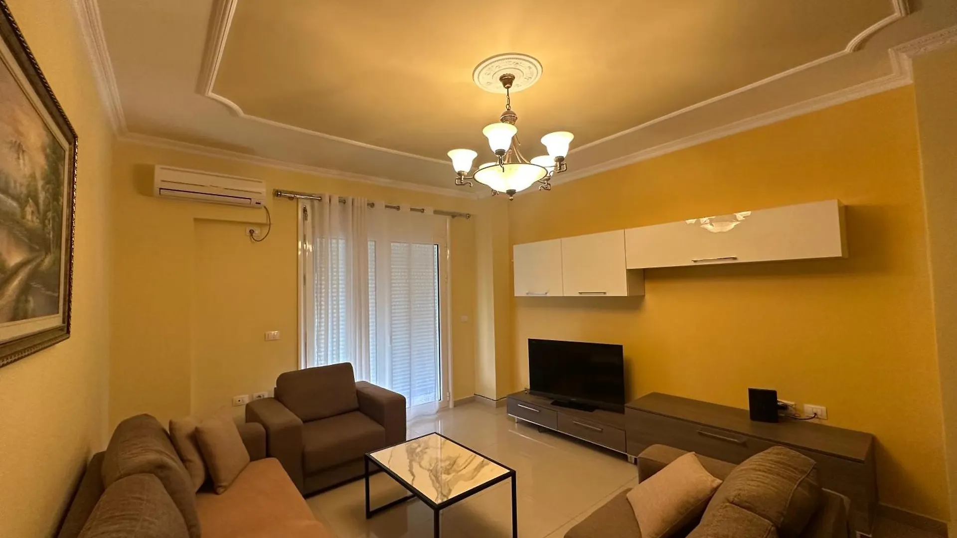 Blue Symphony Apartment Vlorë