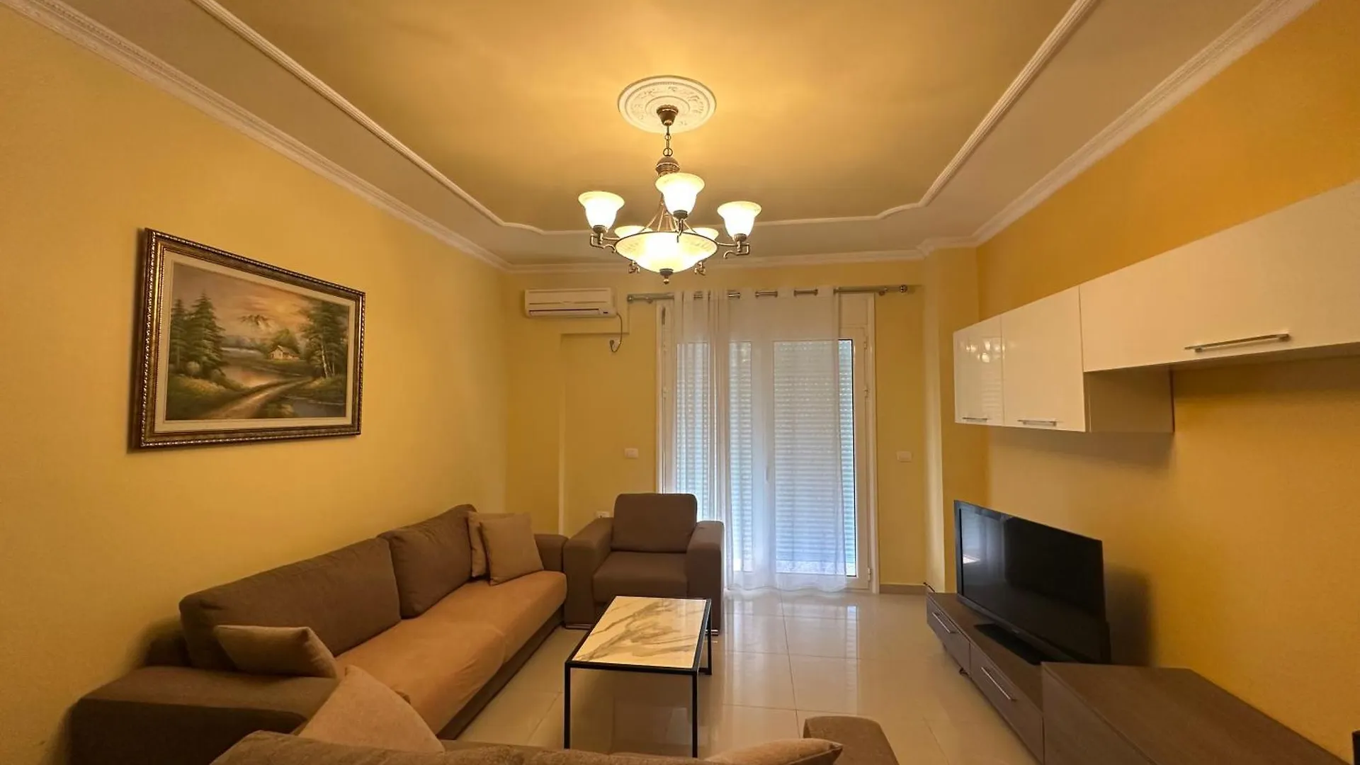 Blue Symphony Apartment Vlorë 0*,  アルバニア