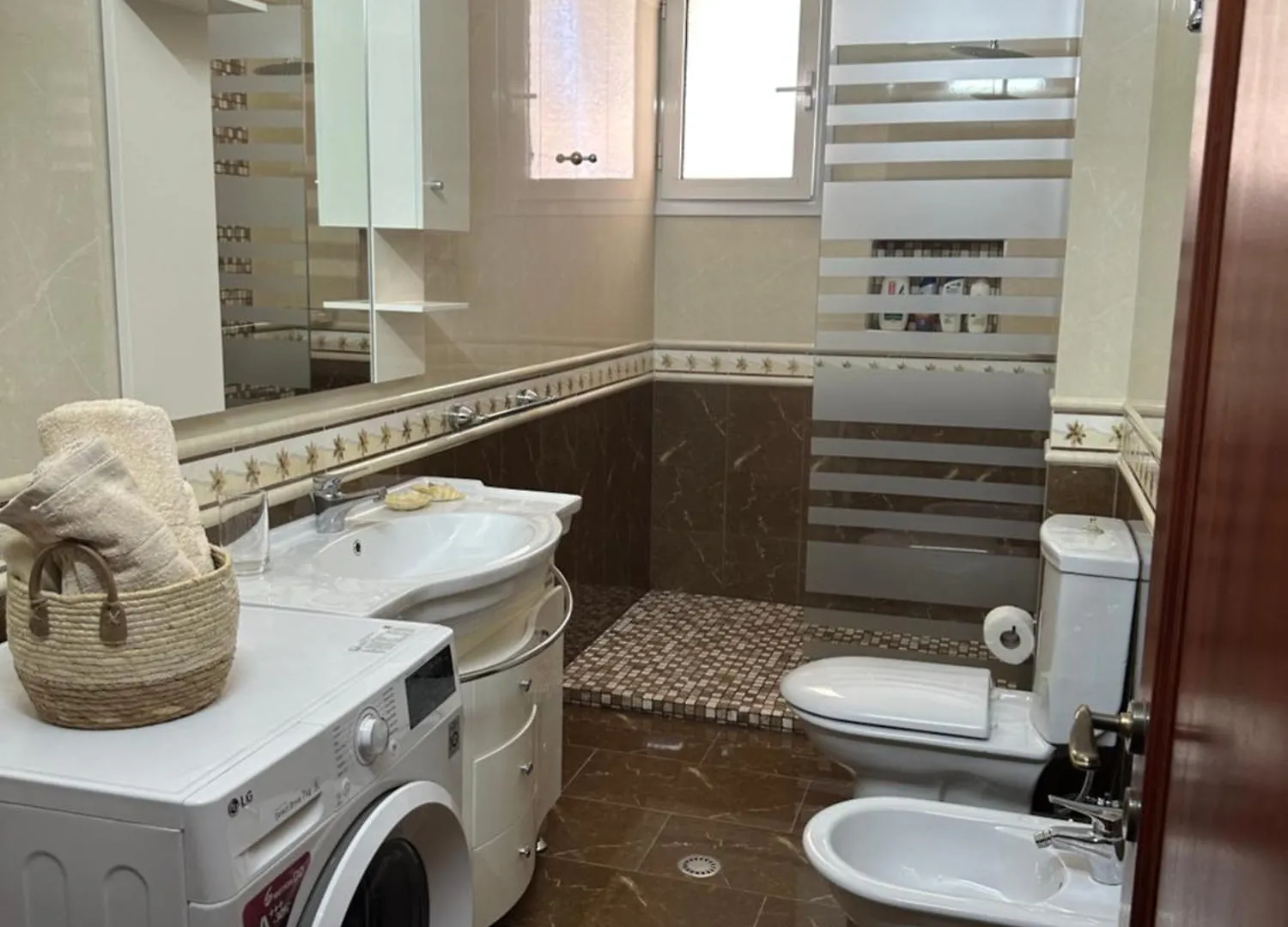 Blue Symphony Apartment Vlorë